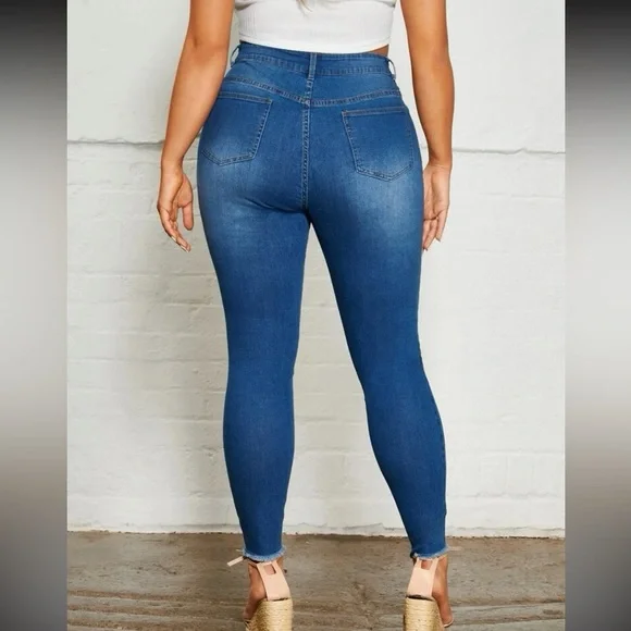 Light wash skinny raw hem Jeans - Picture 4 of 8